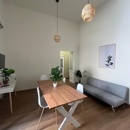 Cozy Historical Flat 아파트 나폴리